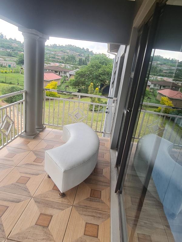 5 Bedroom Property for Sale in Inanda KwaZulu-Natal