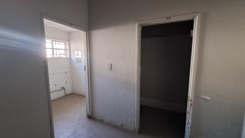 To Let commercial Property for Rent in Umlazi KwaZulu-Natal