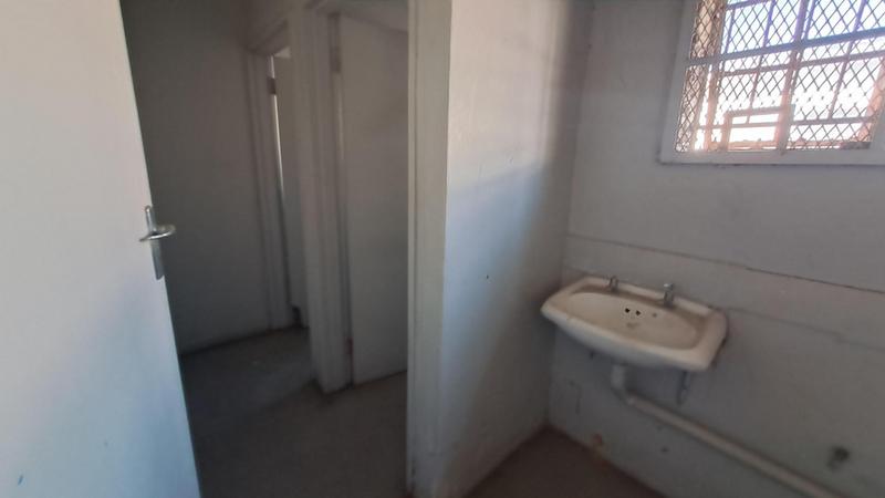 To Let commercial Property for Rent in Umlazi KwaZulu-Natal