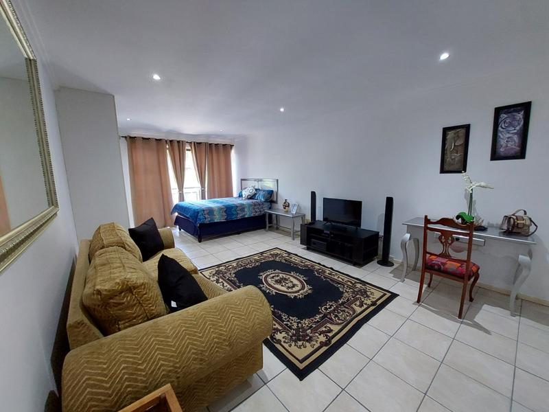 To Let 1 Bedroom Property for Rent in Umhlanga Ridge KwaZulu-Natal