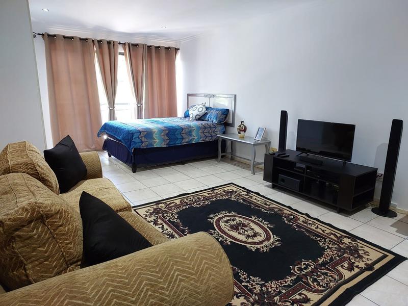 To Let 1 Bedroom Property for Rent in Umhlanga Ridge KwaZulu-Natal
