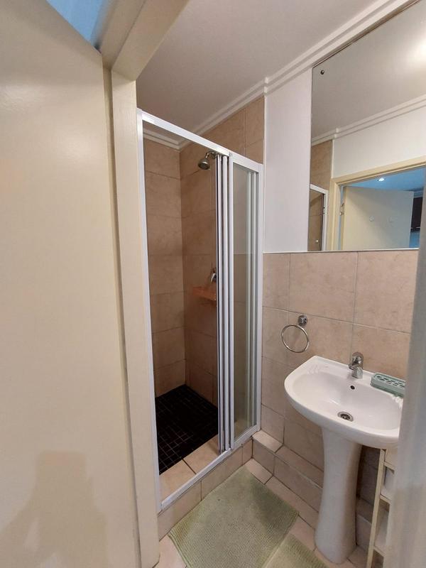 To Let 1 Bedroom Property for Rent in Umhlanga Ridge KwaZulu-Natal