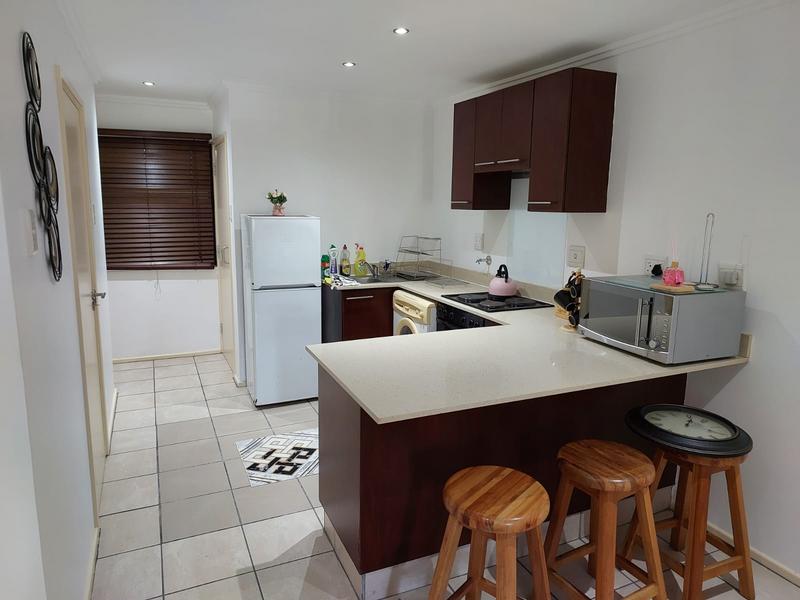 To Let 1 Bedroom Property for Rent in Umhlanga Ridge KwaZulu-Natal