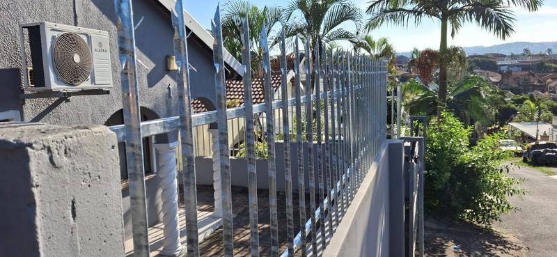 4 Bedroom Property for Sale in Woodview KwaZulu-Natal