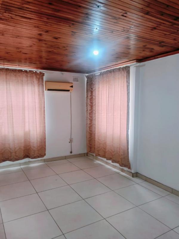 4 Bedroom Property for Sale in Woodview KwaZulu-Natal