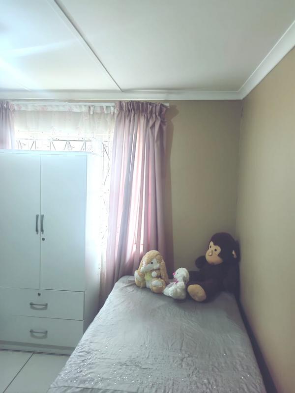 4 Bedroom Property for Sale in Woodview KwaZulu-Natal