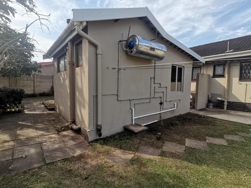 1 Bedroom Property for Sale in Atholl Heights KwaZulu-Natal
