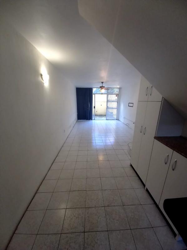 To Let 2 Bedroom Property for Rent in Mayville KwaZulu-Natal