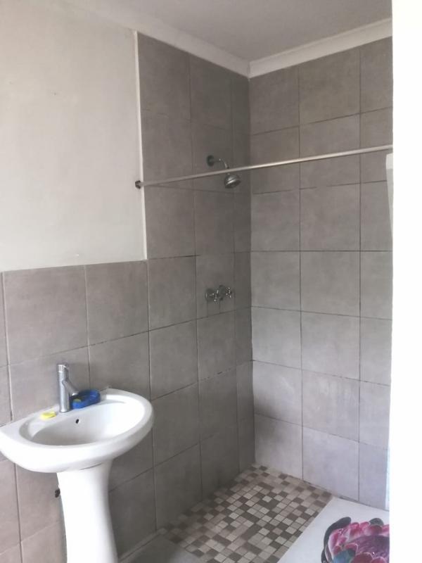 To Let 2 Bedroom Property for Rent in Bellair KwaZulu-Natal