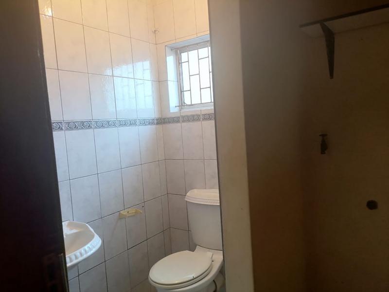 To Let 3 Bedroom Property for Rent in Queensburgh KwaZulu-Natal