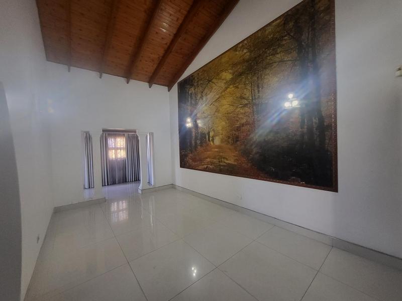 4 Bedroom Property for Sale in Southridge KwaZulu-Natal