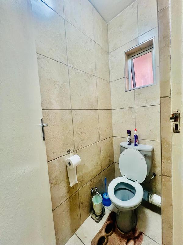 1 Bedroom Property for Sale in Durban Central KwaZulu-Natal