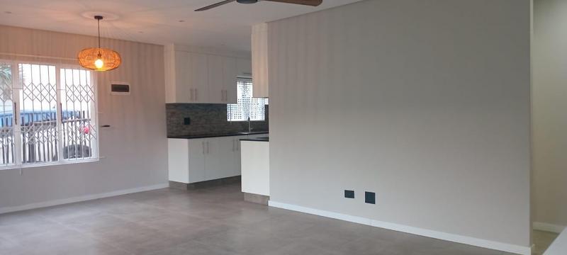 3 Bedroom Property for Sale in Dawncliffe KwaZulu-Natal