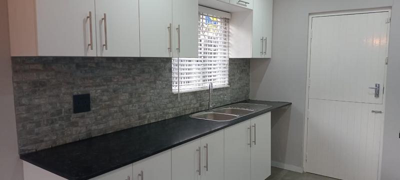 3 Bedroom Property for Sale in Dawncliffe KwaZulu-Natal