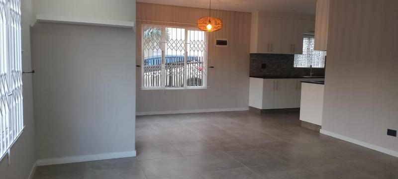 3 Bedroom Property for Sale in Dawncliffe KwaZulu-Natal