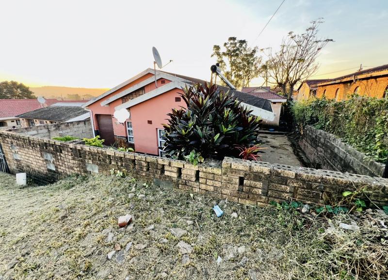 3 Bedroom Property for Sale in Kwamashu KwaZulu-Natal