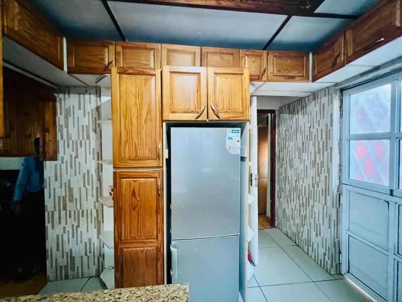 3 Bedroom Property for Sale in Kwamashu KwaZulu-Natal