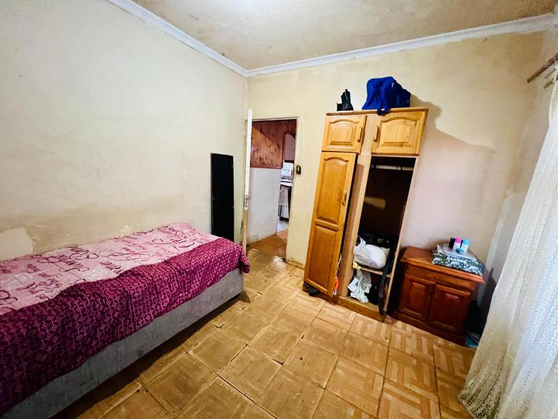 3 Bedroom Property for Sale in Kwamashu KwaZulu-Natal