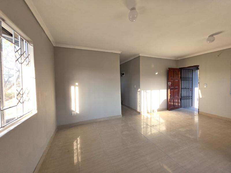 To Let 3 Bedroom Property for Rent in Newlands West KwaZulu-Natal
