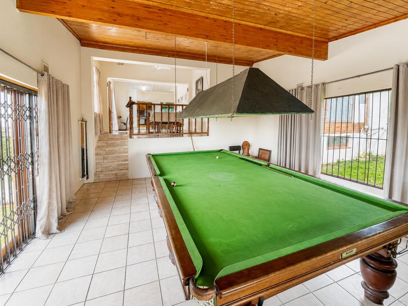 6 Bedroom Property for Sale in Shelly Beach KwaZulu-Natal