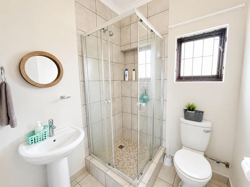 6 Bedroom Property for Sale in Shelly Beach KwaZulu-Natal