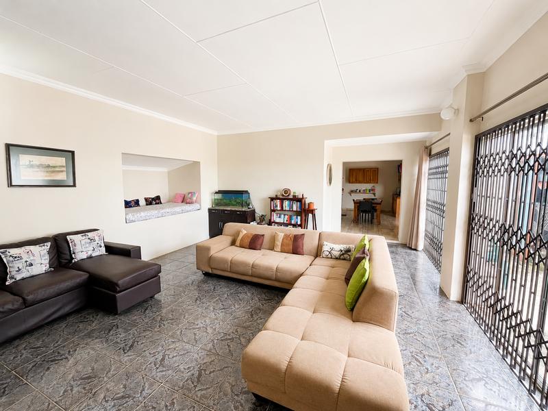 6 Bedroom Property for Sale in Shelly Beach KwaZulu-Natal