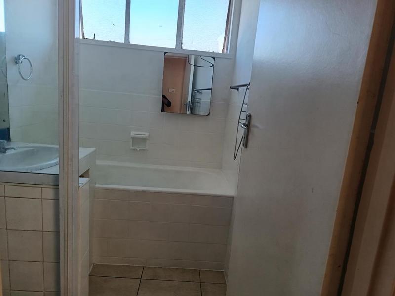 To Let 3 Bedroom Property for Rent in Windermere KwaZulu-Natal