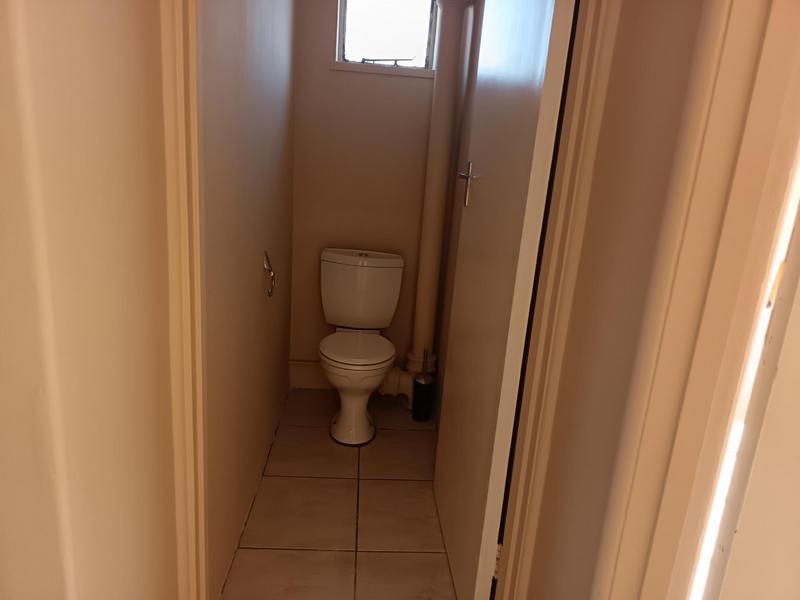 To Let 3 Bedroom Property for Rent in Windermere KwaZulu-Natal