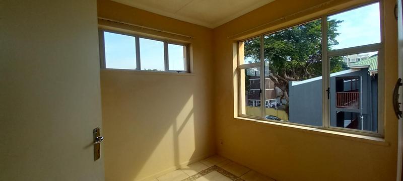To Let 3 Bedroom Property for Rent in Windermere KwaZulu-Natal