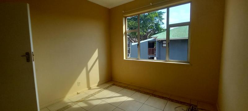 To Let 3 Bedroom Property for Rent in Windermere KwaZulu-Natal