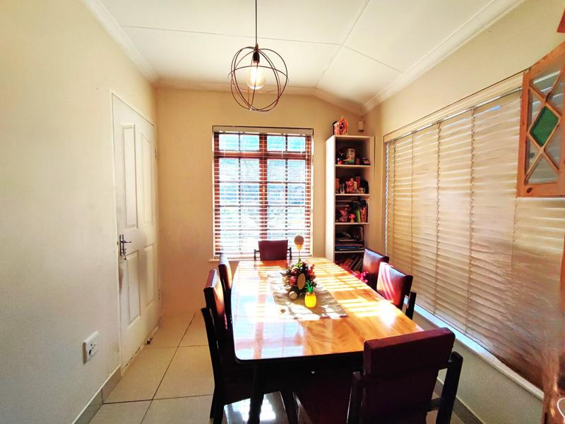 2 Bedroom Property for Sale in Montrose KwaZulu-Natal