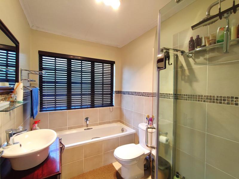 2 Bedroom Property for Sale in Montrose KwaZulu-Natal