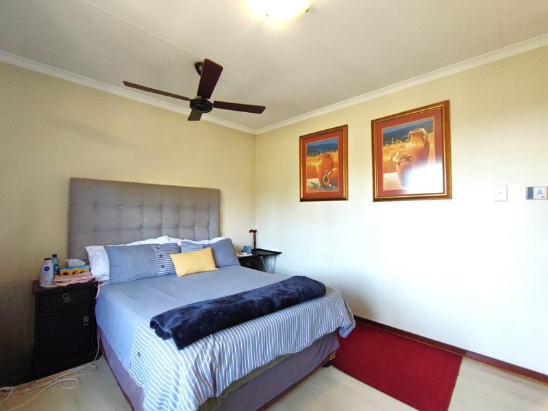2 Bedroom Property for Sale in Montrose KwaZulu-Natal