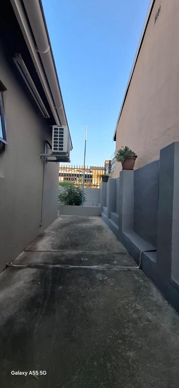 3 Bedroom Property for Sale in Woodview KwaZulu-Natal