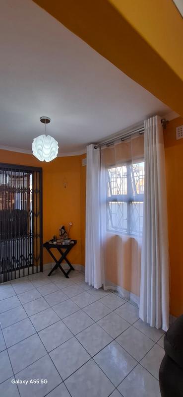 3 Bedroom Property for Sale in Woodview KwaZulu-Natal