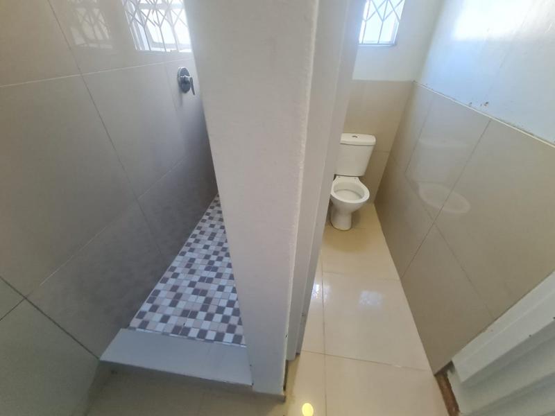 To Let 1 Bedroom Property for Rent in Sherwood KwaZulu-Natal