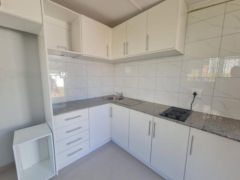 To Let 1 Bedroom Property for Rent in Sherwood KwaZulu-Natal