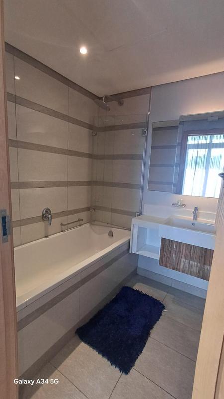 To Let 2 Bedroom Property for Rent in Umhlanga Rocks KwaZulu-Natal