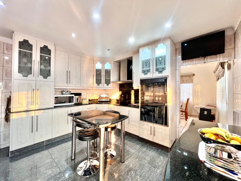 3 Bedroom Property for Sale in Orient Heights KwaZulu-Natal