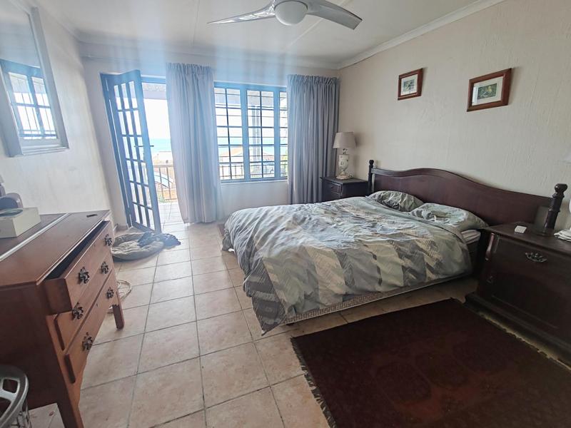 5 Bedroom Property for Sale in Beacon Rocks KwaZulu-Natal