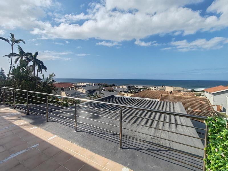 5 Bedroom Property for Sale in Beacon Rocks KwaZulu-Natal