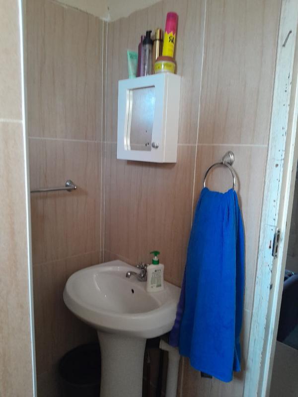 To Let 2 Bedroom Property for Rent in Umlazi KwaZulu-Natal