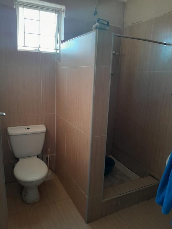To Let 2 Bedroom Property for Rent in Umlazi KwaZulu-Natal