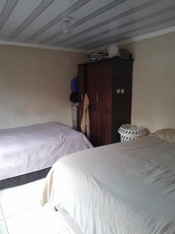 To Let 2 Bedroom Property for Rent in Umlazi KwaZulu-Natal