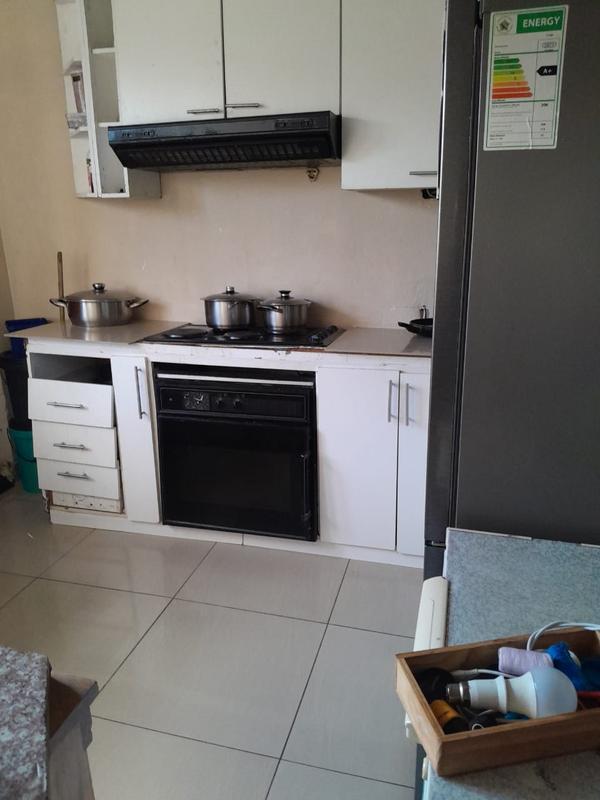 To Let 2 Bedroom Property for Rent in Umlazi KwaZulu-Natal