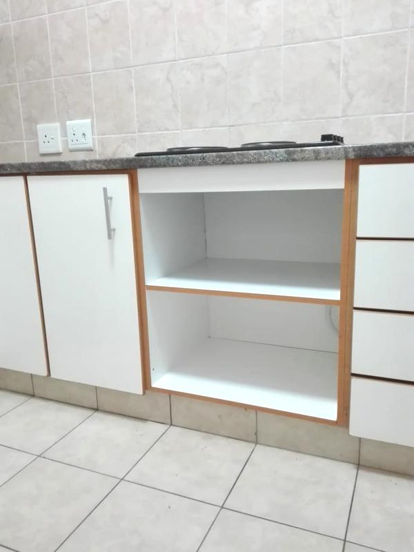 To Let 2 Bedroom Property for Rent in Amanzimtoti KwaZulu-Natal