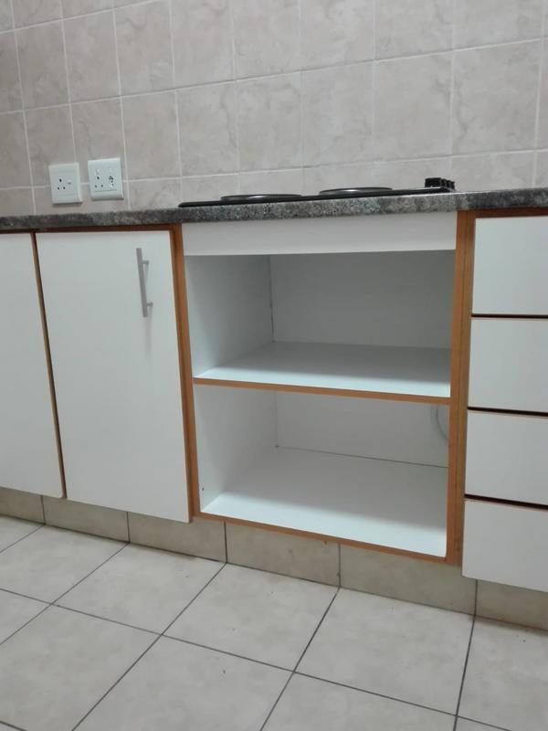 2 Bedroom Property for Sale in Amanzimtoti KwaZulu-Natal