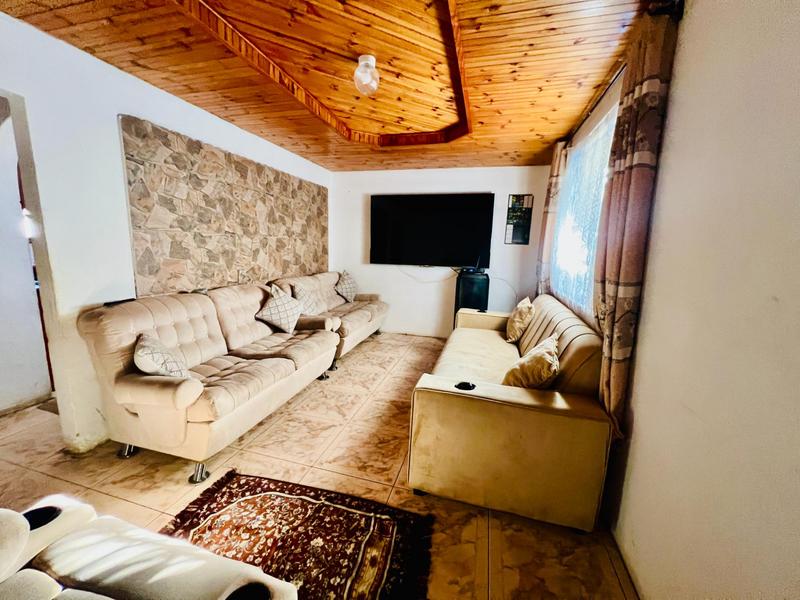 To Let 3 Bedroom Property for Rent in Newlands West KwaZulu-Natal
