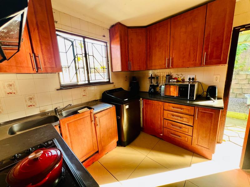 To Let 3 Bedroom Property for Rent in Newlands West KwaZulu-Natal