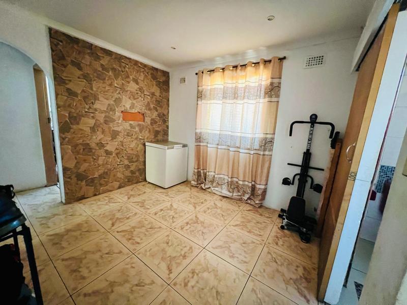 To Let 3 Bedroom Property for Rent in Newlands West KwaZulu-Natal